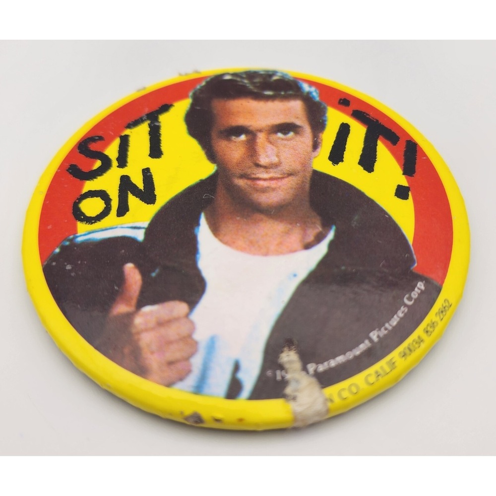 Vintage 1970s Happy Days The Fonz Sit On It Pinback Button 3 Inch Paramount